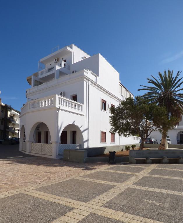 White House Hotel-Apart Karpathos Town  Exterior photo